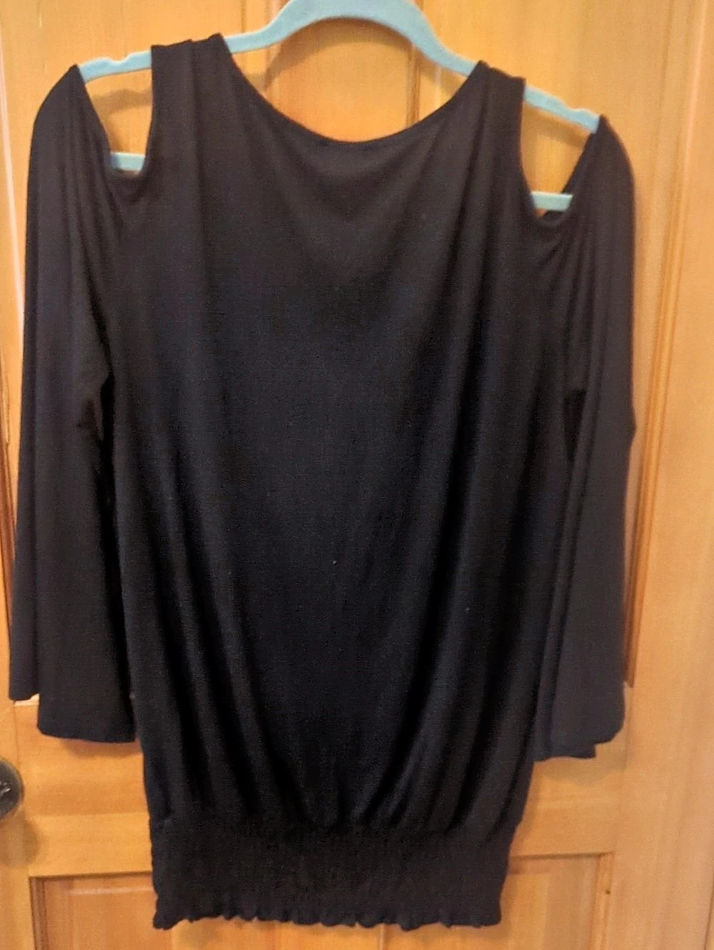 Venus Black Cold Shoulder Tunic Size Large Like New - Picture 2 of 5